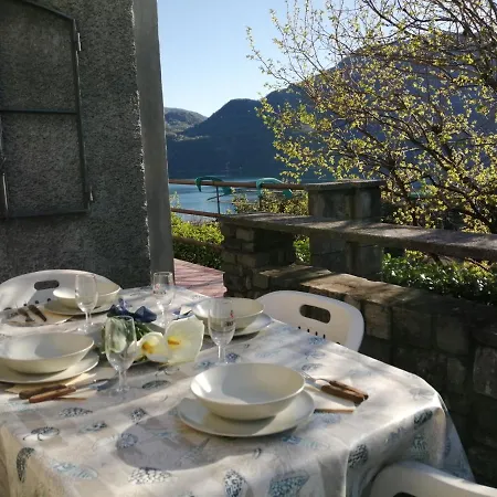 Mamma Ciccia Holiday - Lake And Guzzi View *